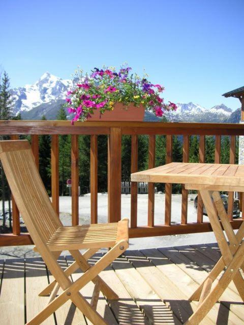 Chalet Matsuzaka - Chambres D'Hotes De Luxe 拉赫兹耶尔 外观 照片